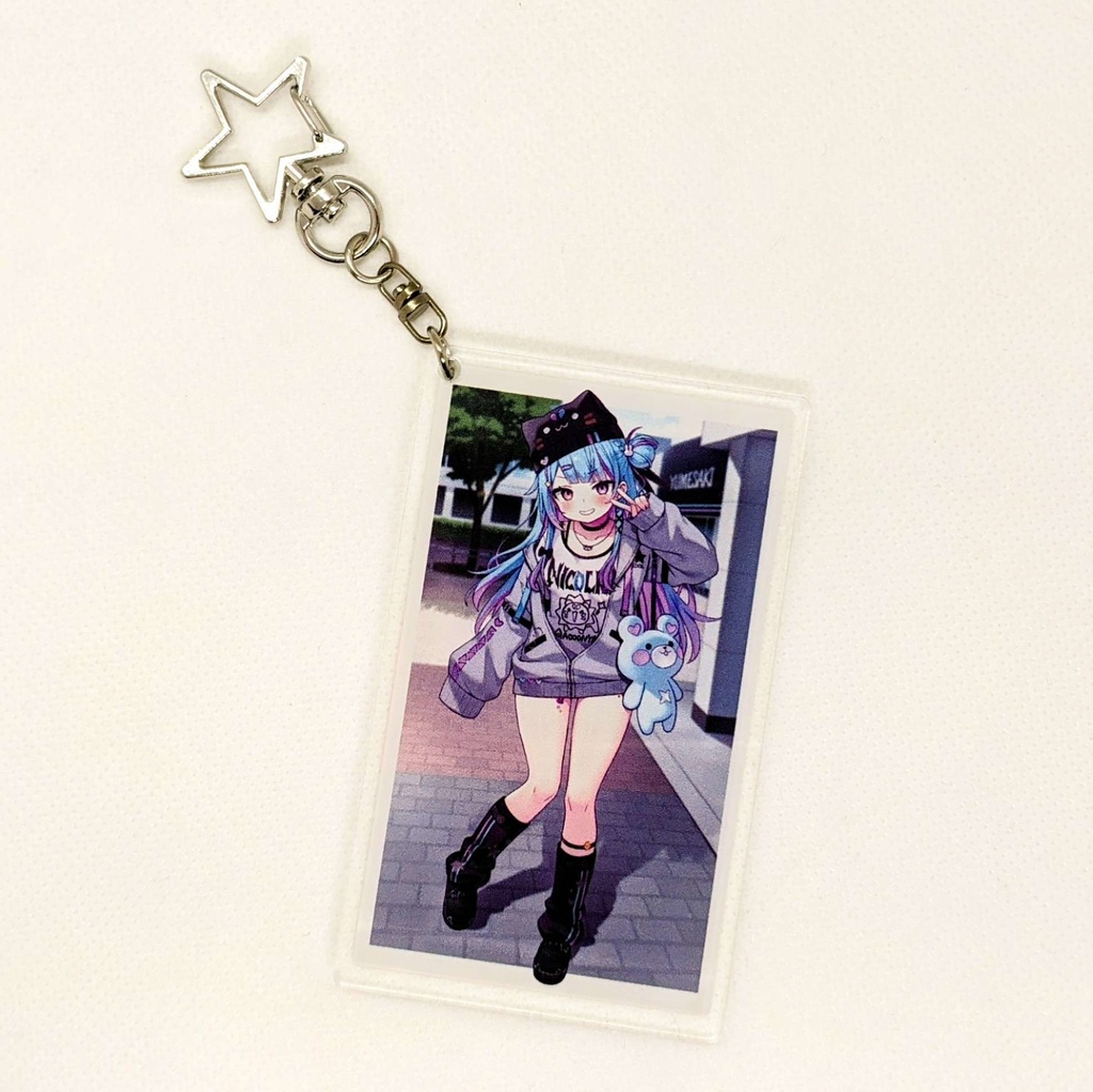【期間限定4/30まで】カード風アクキーホルダー-夢咲みう-〚新衣装記念グッズ2026〛