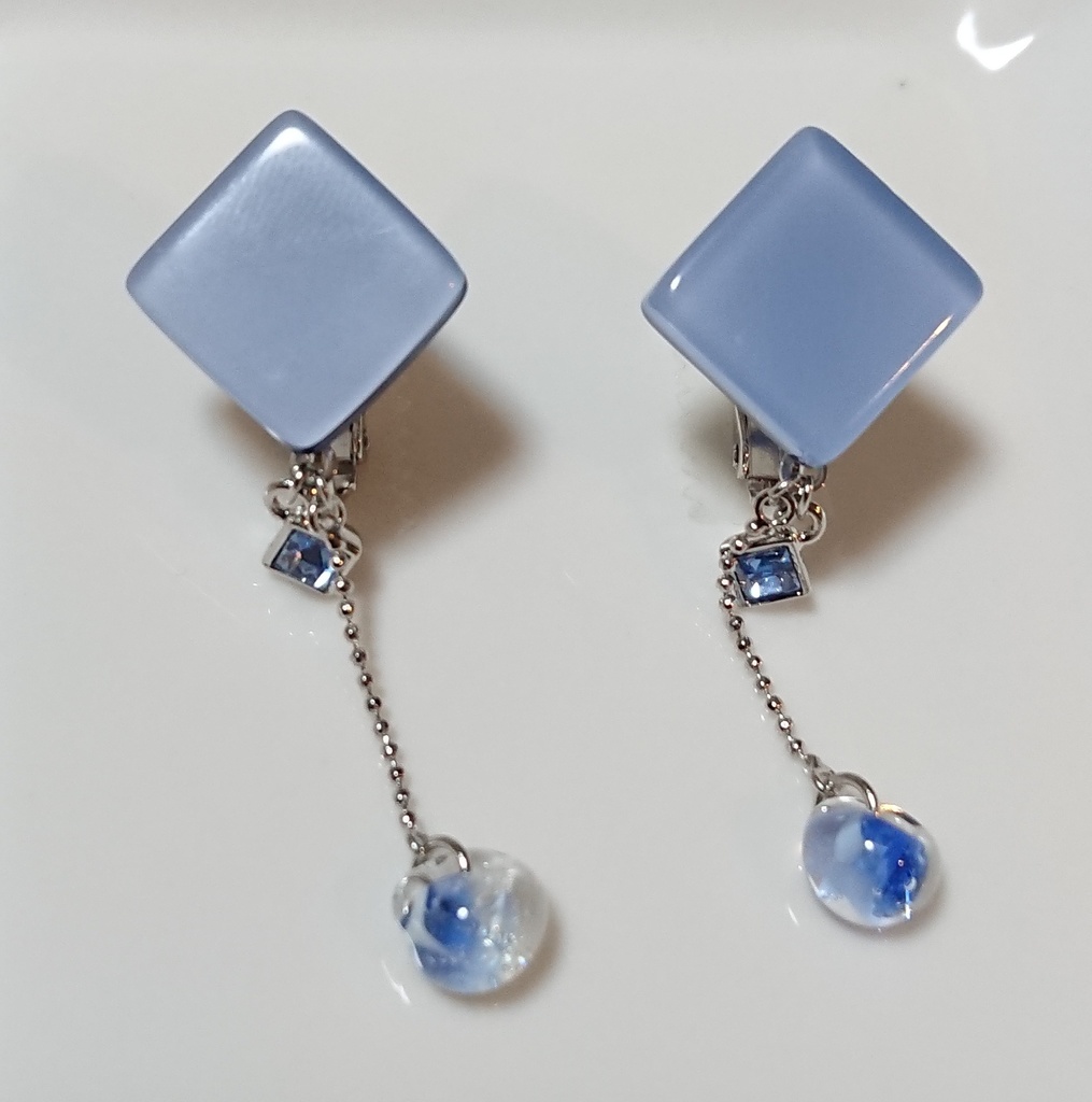 ダミュロンイメージイヤリング5