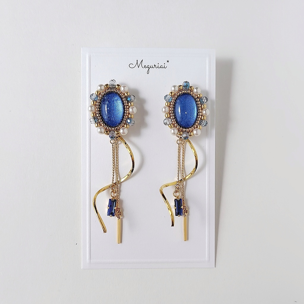 2way チェーンチャーム付き青カボションピアス/イヤリング