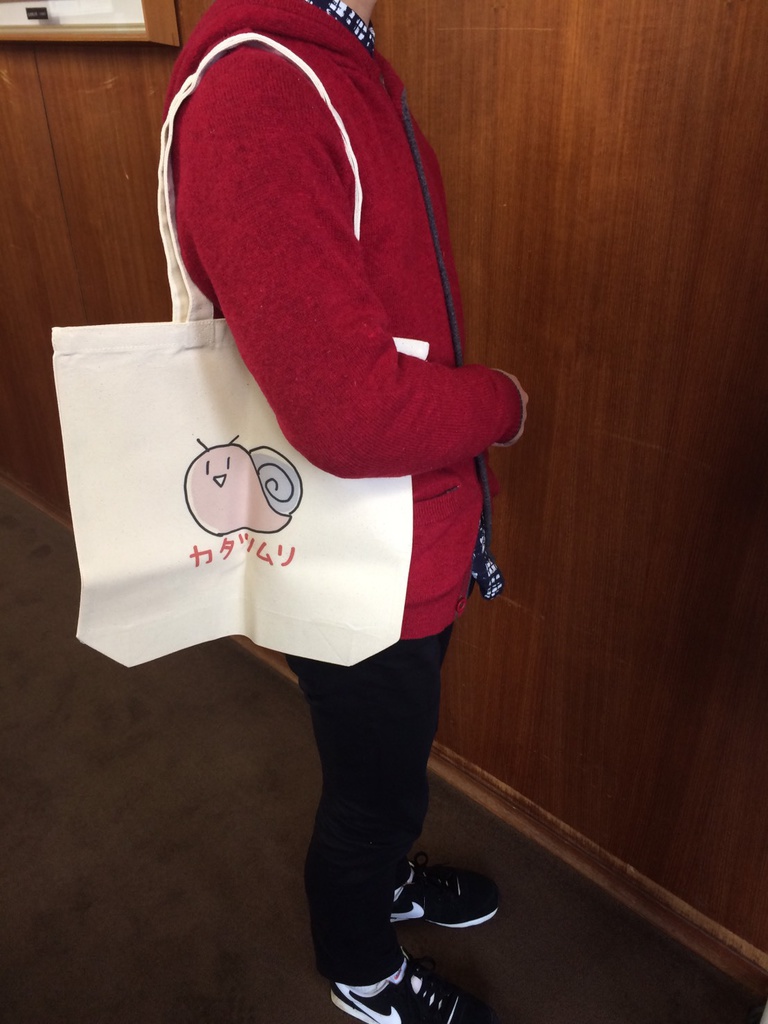 カタツムリトートバッグ