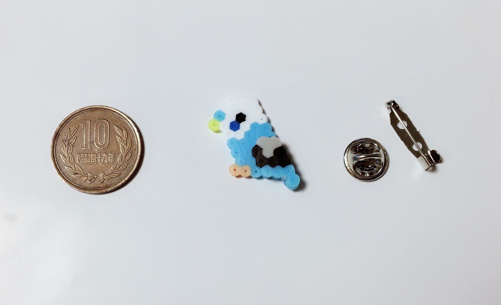 小鳥のピンバッチ