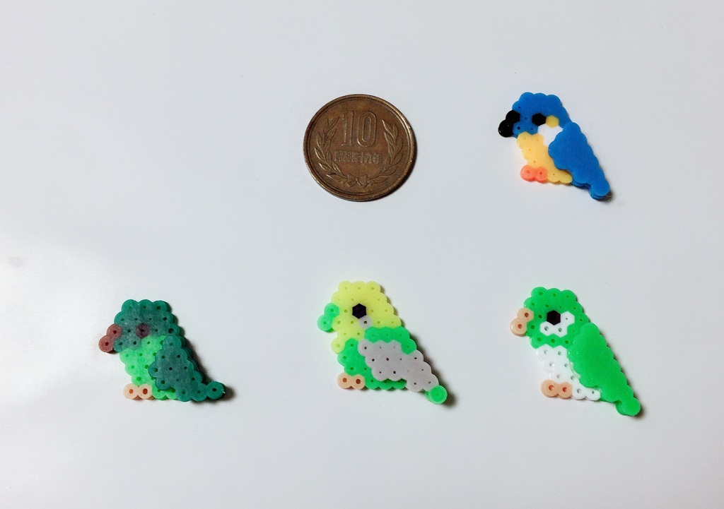 小鳥のピンバッチ