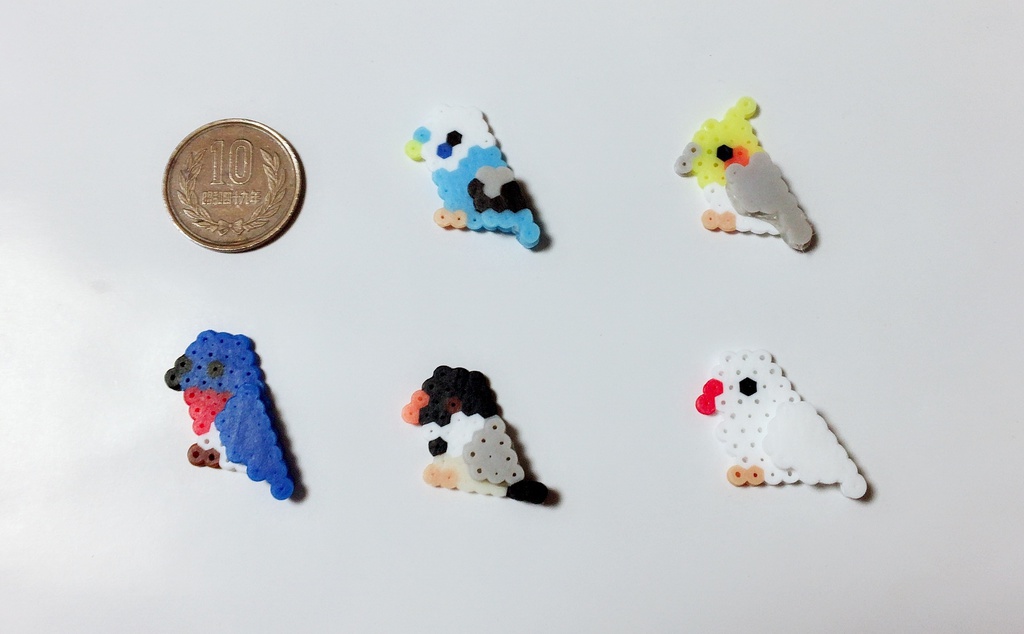 小鳥のピンバッチ