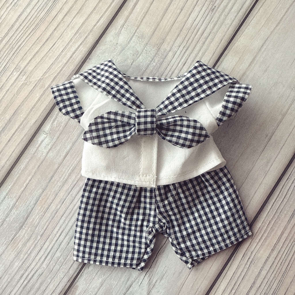 セーラー服とパンツのセット