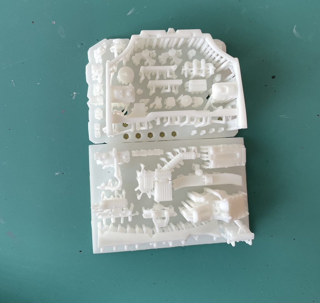 1/24カーモデル向けエンジンキットB