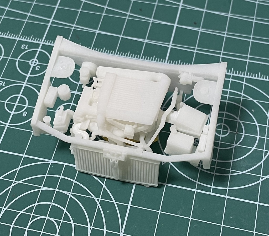 1/24カーモデル向けエンジンキットC