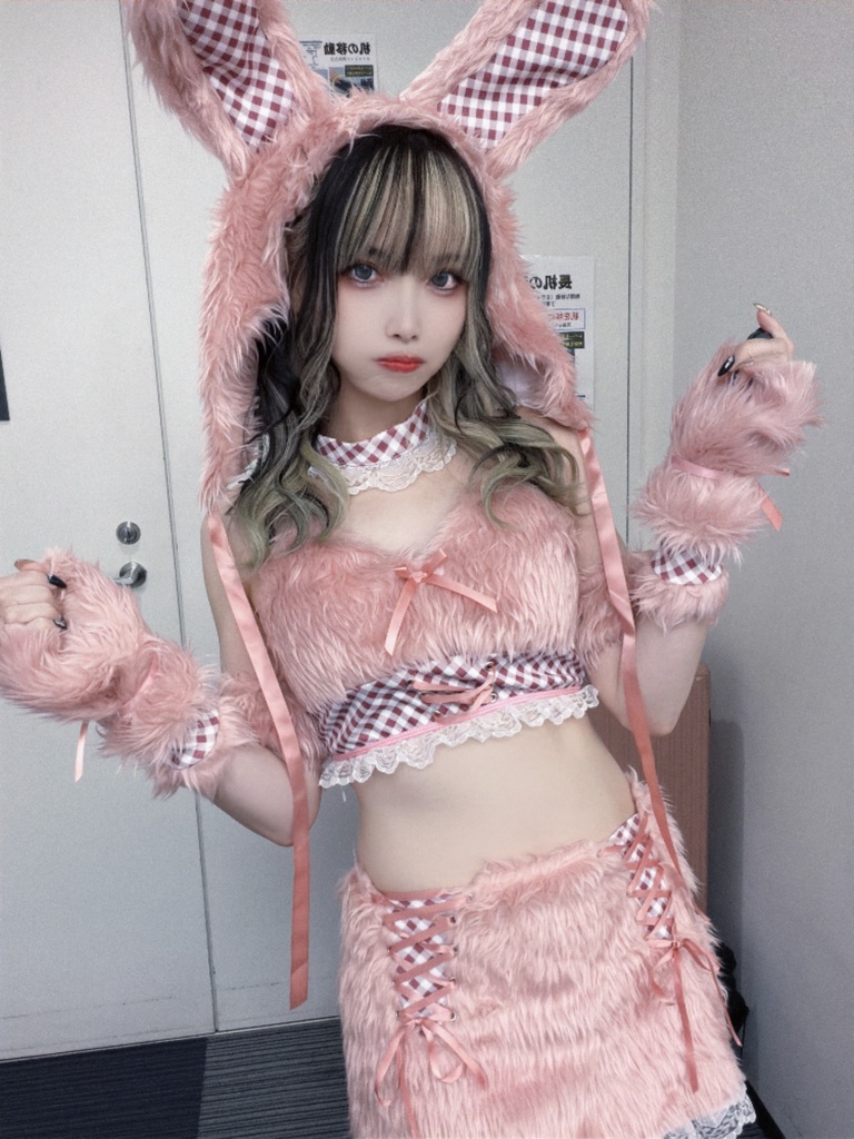 うさぎさん衣装チェキ