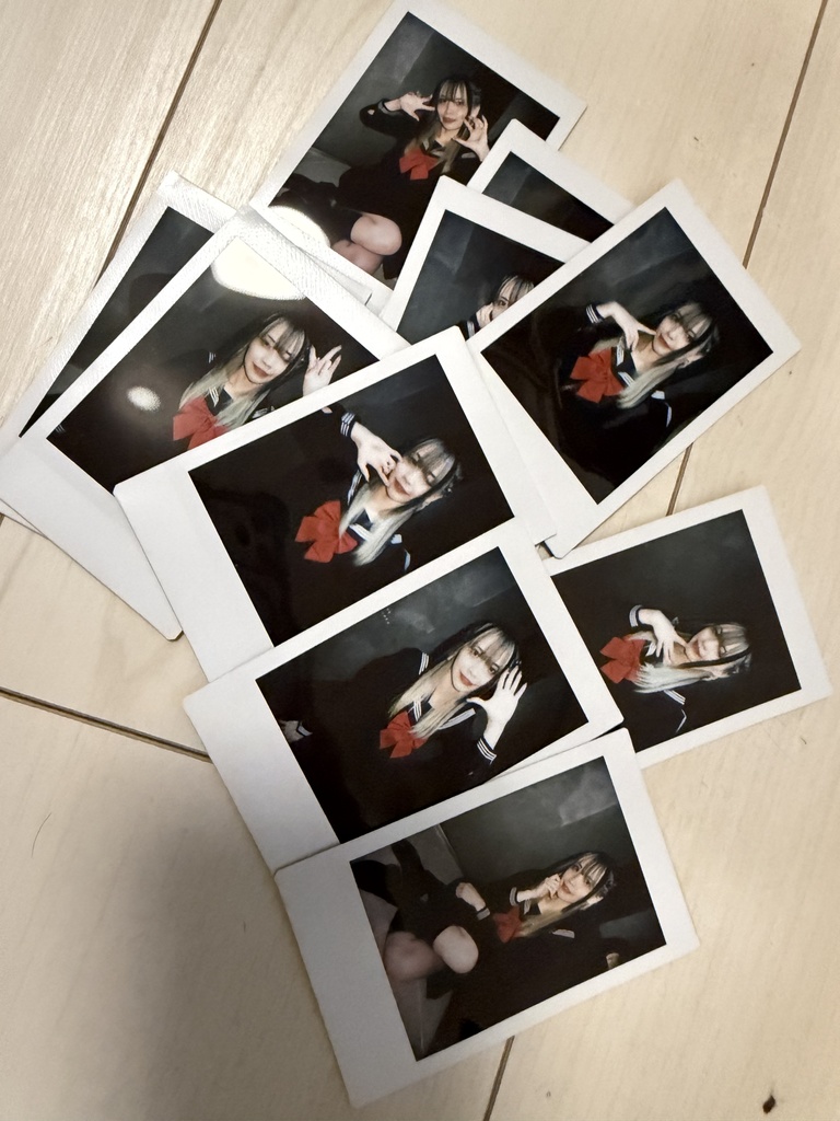 セーラー服チェキ2025年11月25日