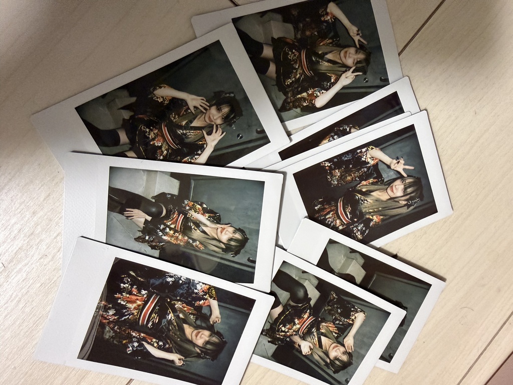 2026年1月26日スクランブルの黒和衣装チェキ