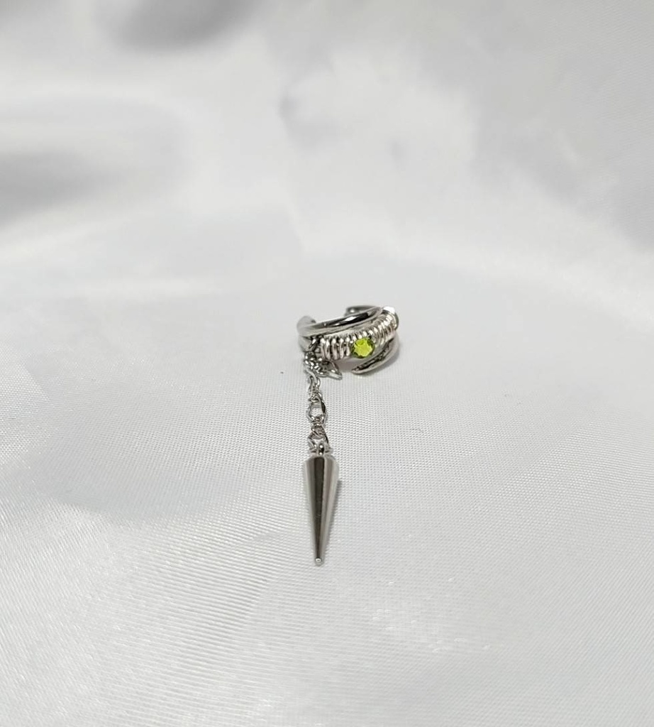 キャストカラーイヤーカフ チームB