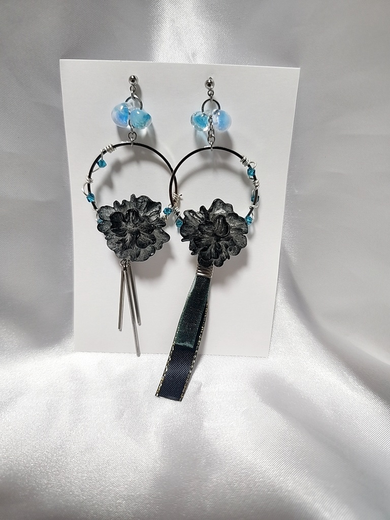 翠花、ひとつ消ゆイメージピアス