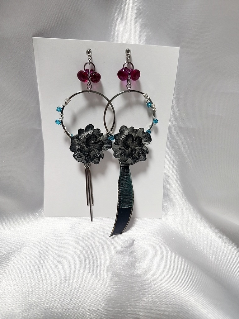 翠花、ひとつ消ゆイメージピアス