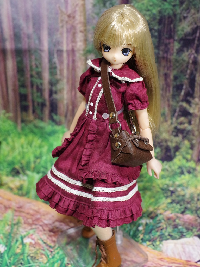 1/6~1/12ドール用革の鞄(ダークブラウン)