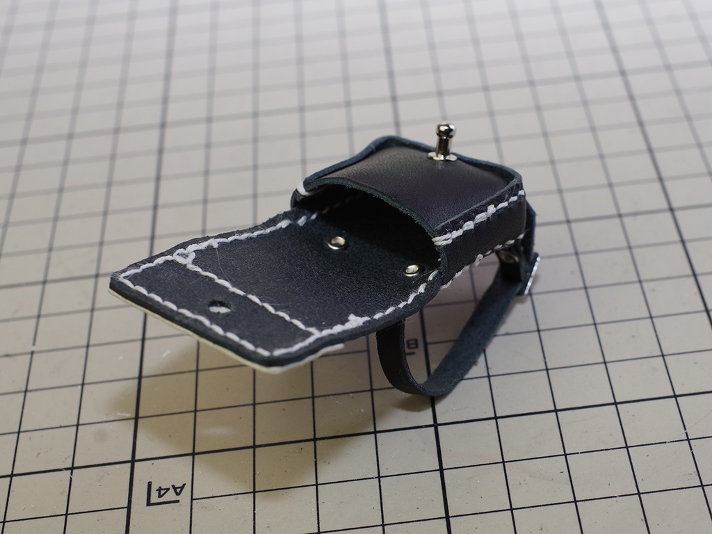 1/12ドール用レザーリュック