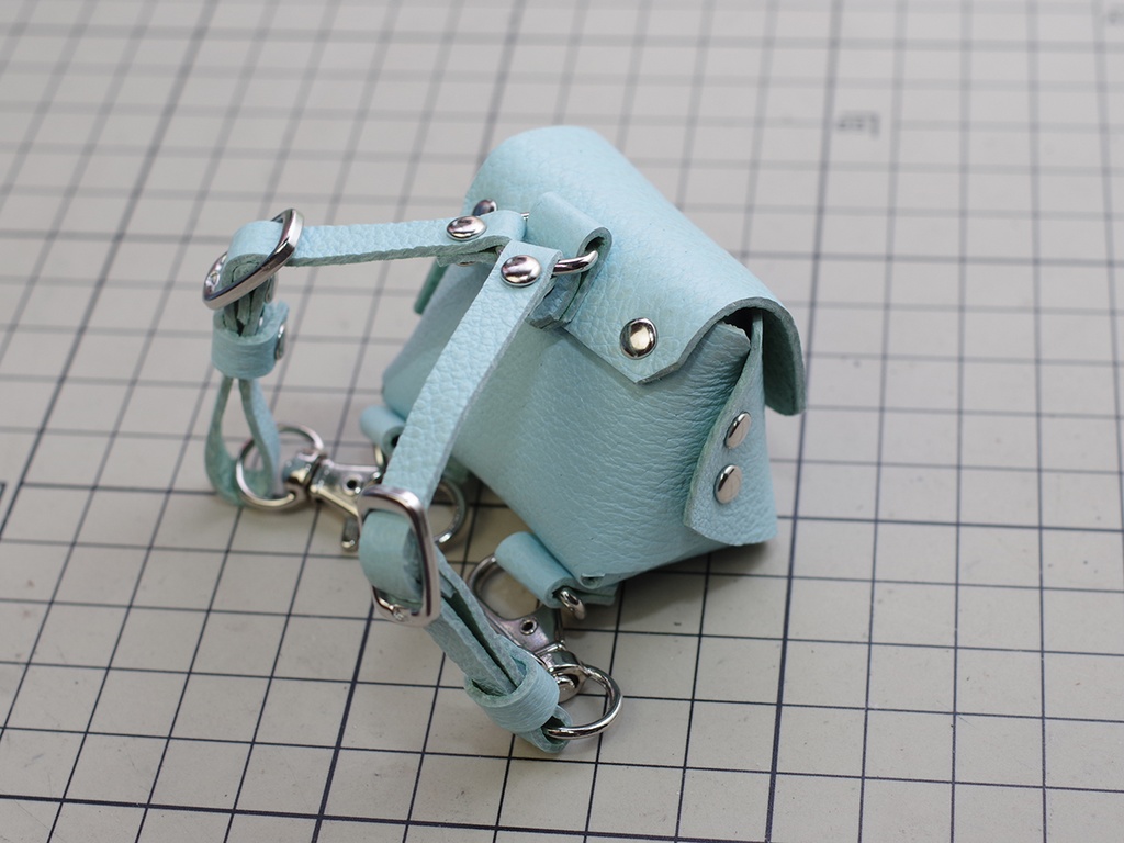 40cmドール向けレザーリュック(スカイブルー) 1/3ドール用品