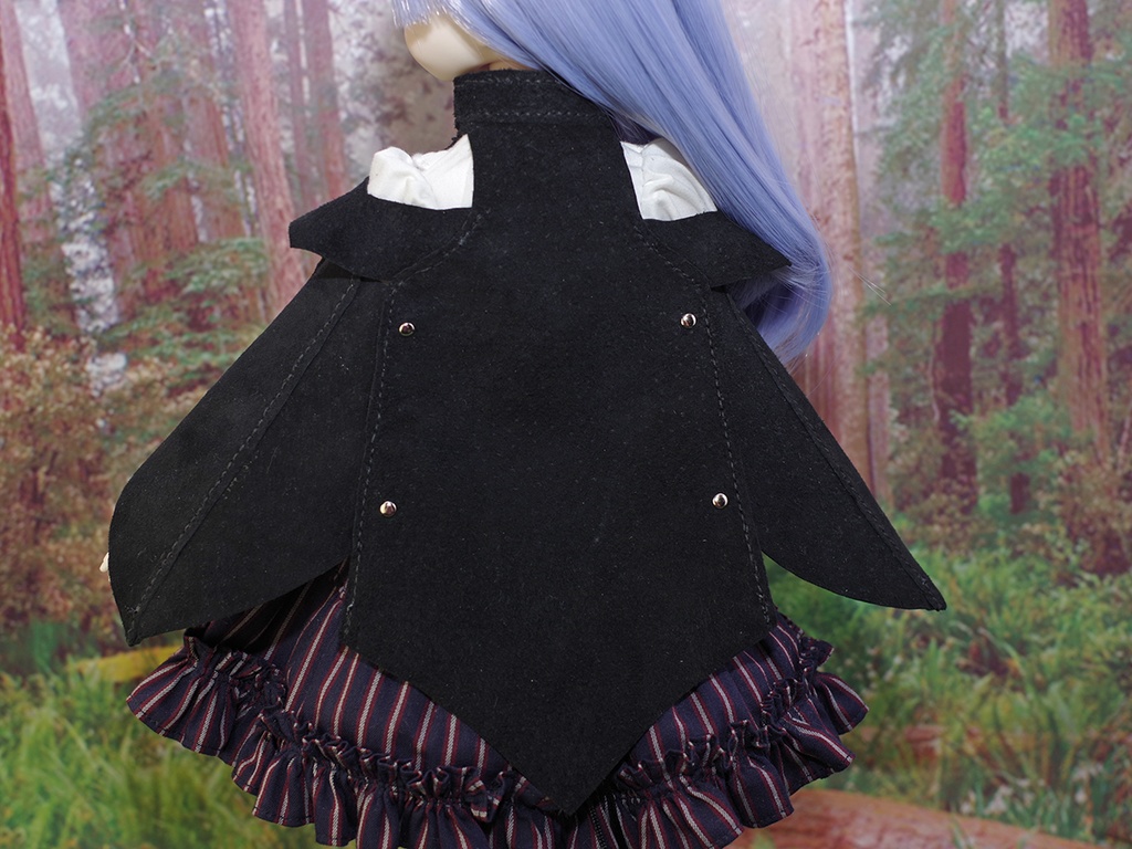 40~50cmドール向け革の肩開きマント(ブラック)