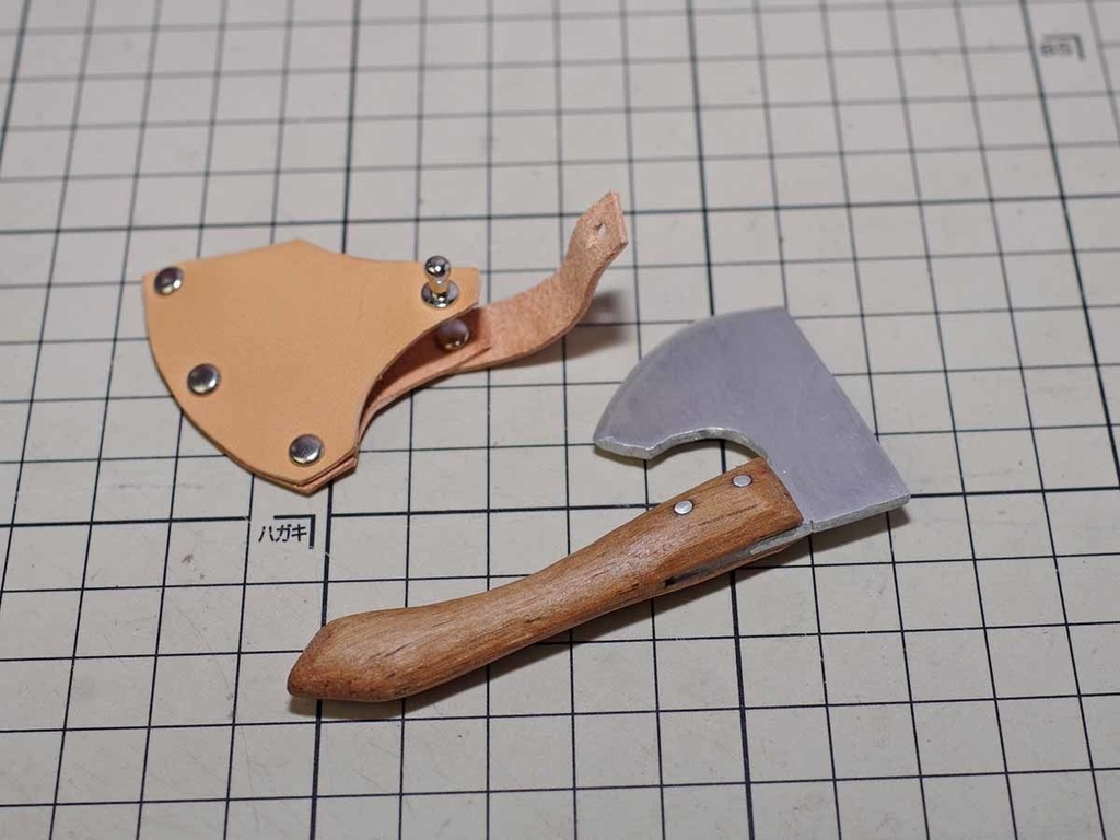 手斧(カバー付き) 1/3ドール用品