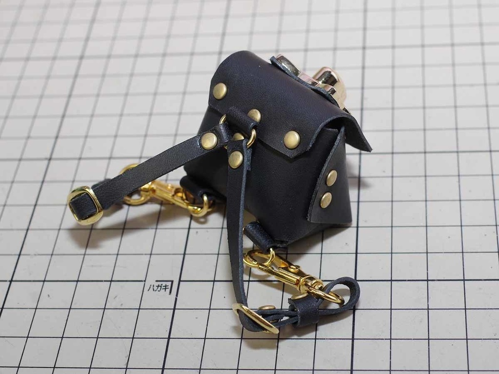 40cmドール向けレザーリュック(ブラック・キャット) 1/3ドール用品