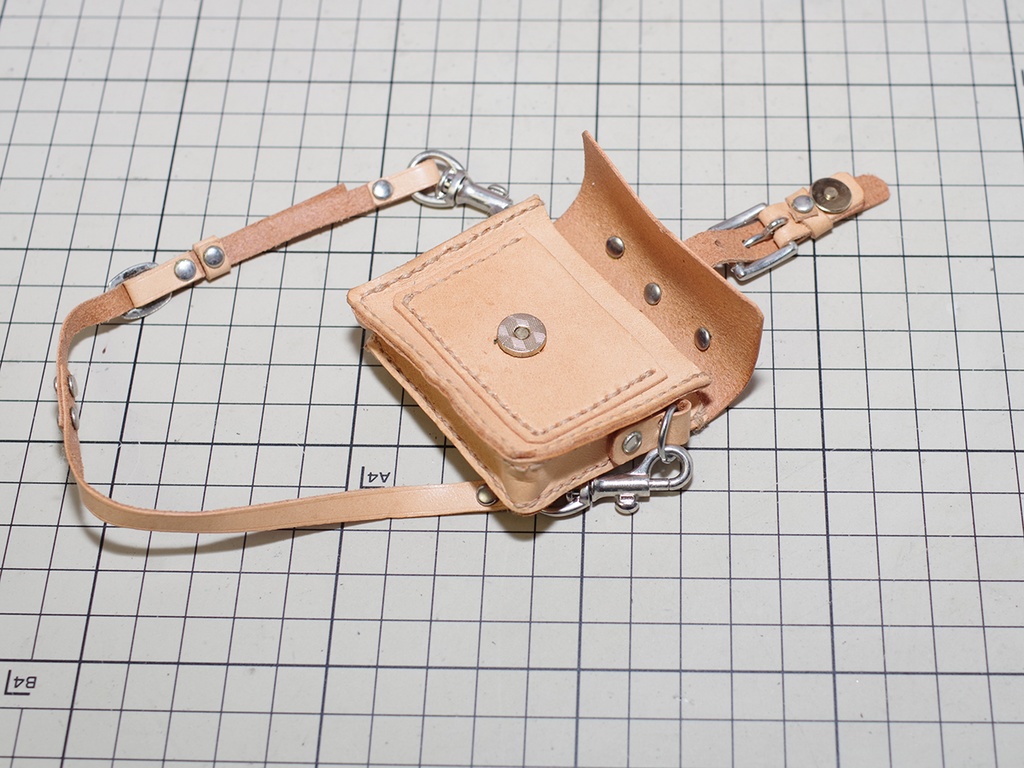 【アウトレット品】1/3ドール用革のカバン(ナチュラル)