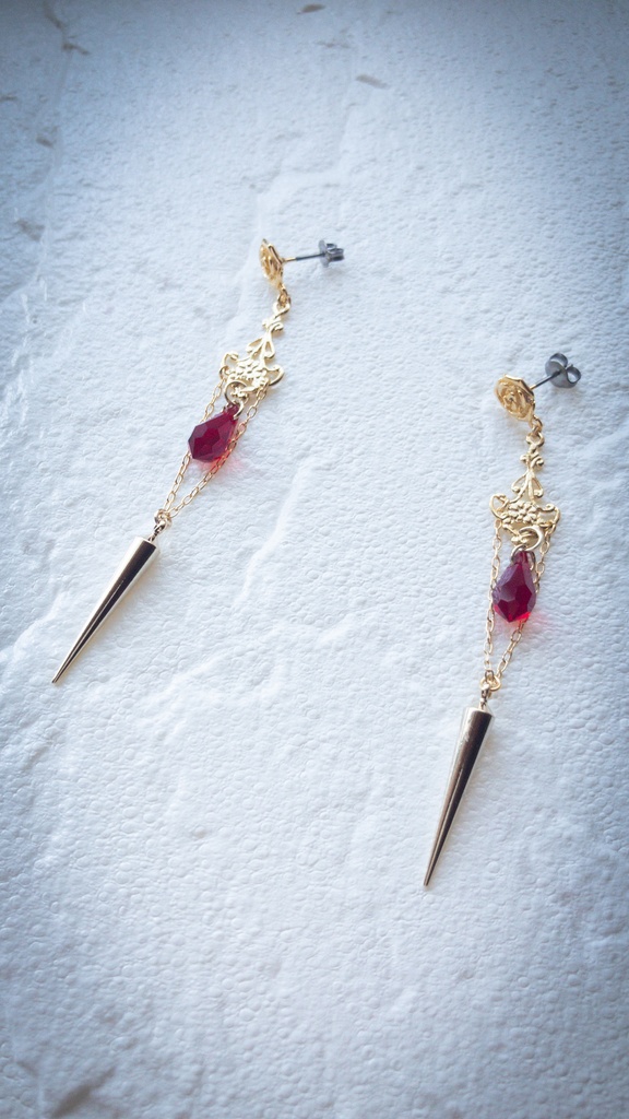 〖SPY×FAMILY〗ヨル・フォージャーイメージピアス