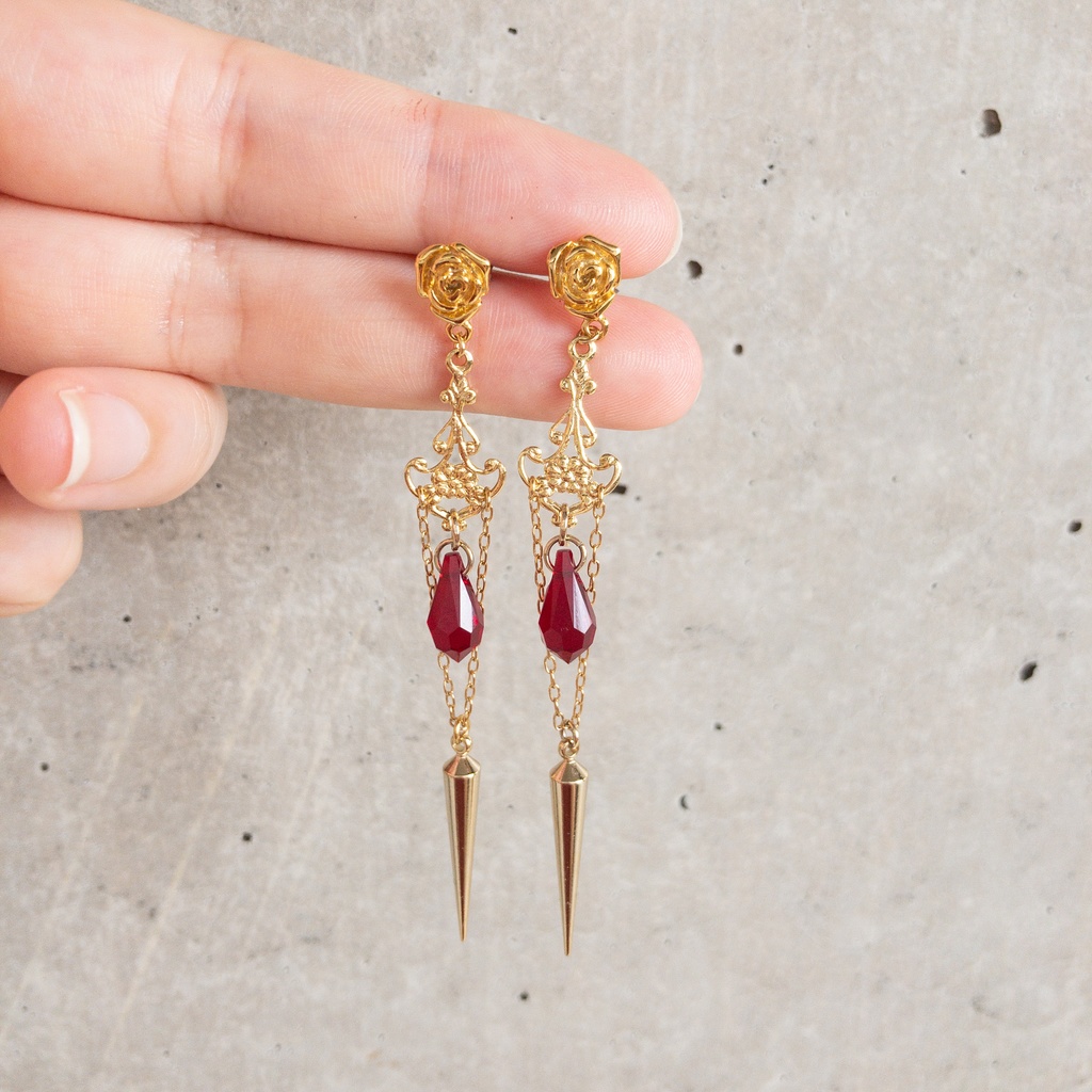 〖SPY×FAMILY〗ヨル・フォージャーイメージピアス