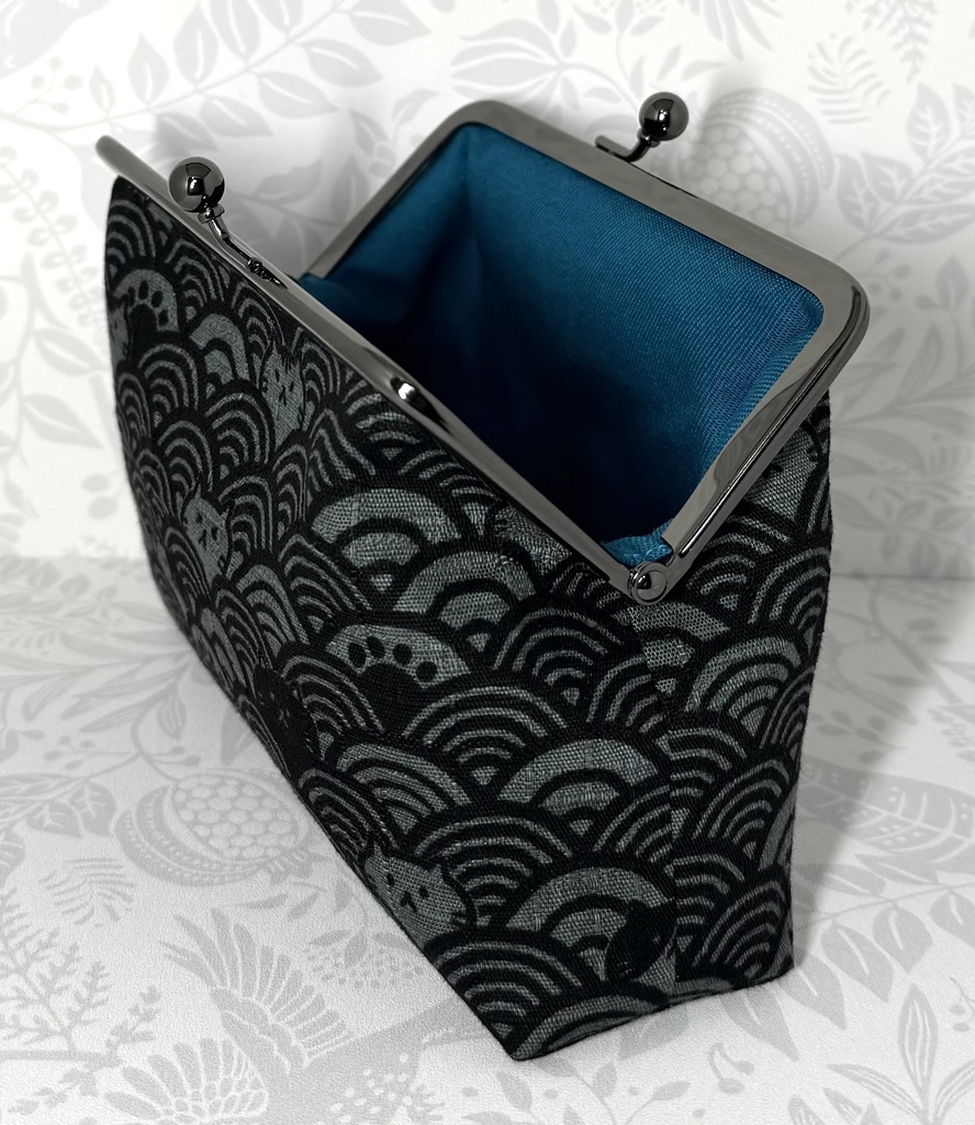 がま口 和柄猫 グレー