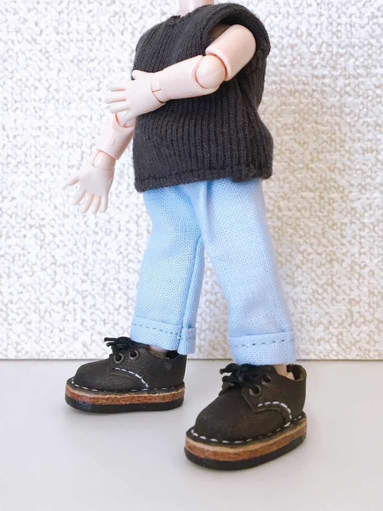 シンプルタックパンツ