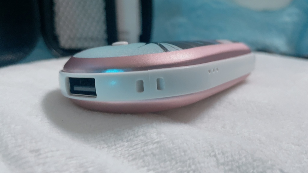 さなやがあったまろ♡カバーにサイン入り充電式カイロ(在庫残り1!)