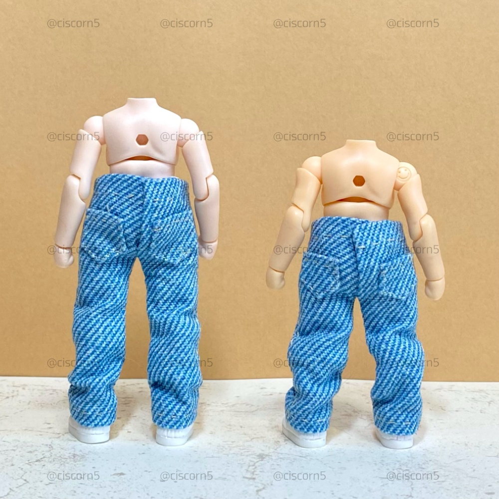 ふつうのストレートデニムパンツ