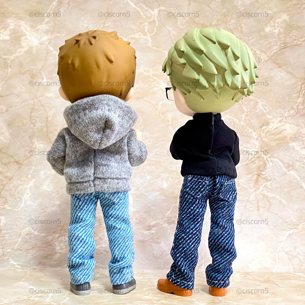 ふつうのストレートデニムパンツ