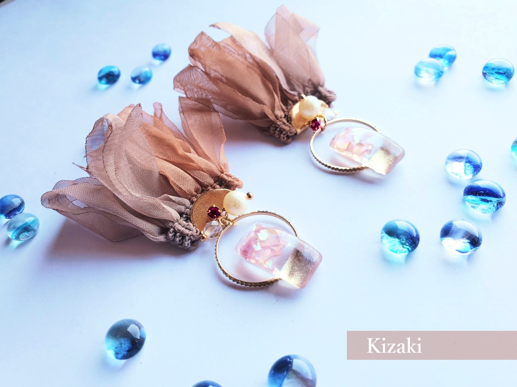 21歳組イメージ耳飾り