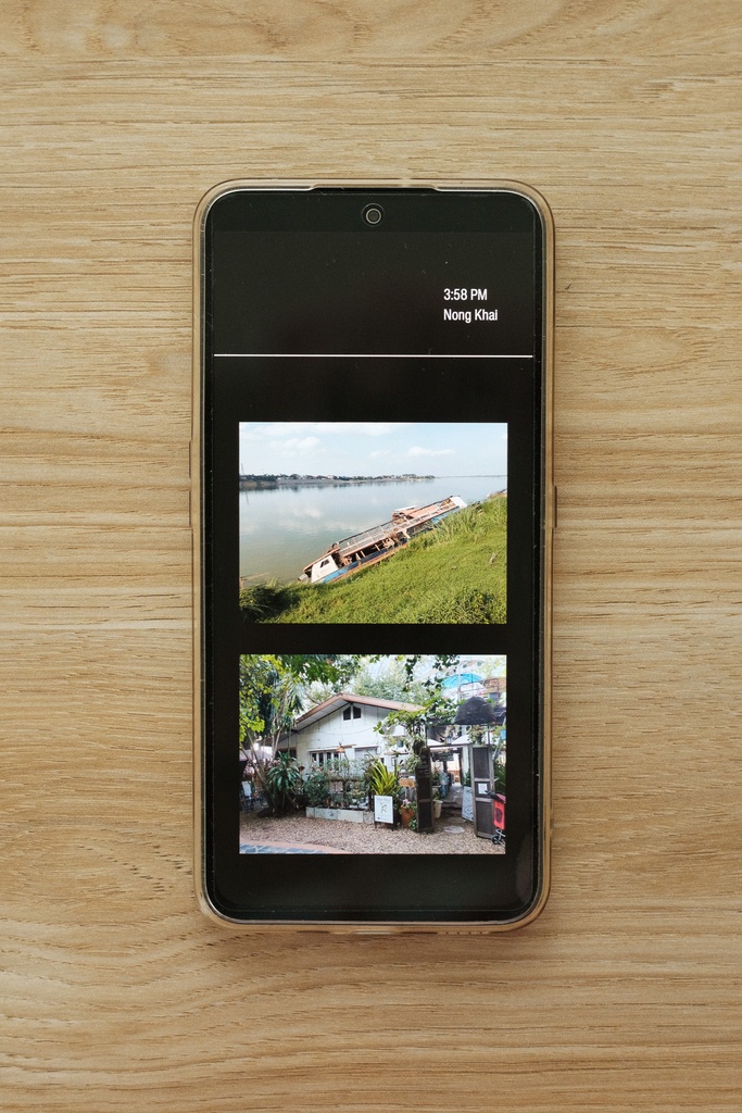 In Between Places — Digital Archive(PDF)
