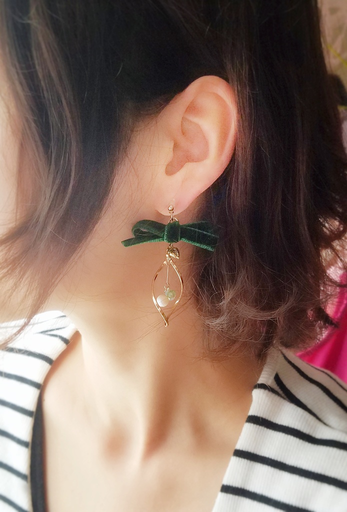 Growthイメージピアス