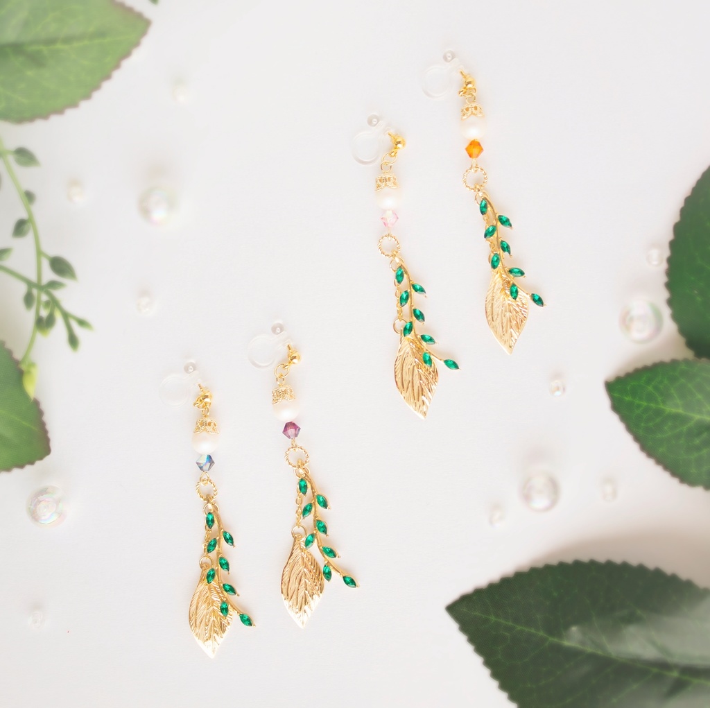 glossy leavesイヤリング