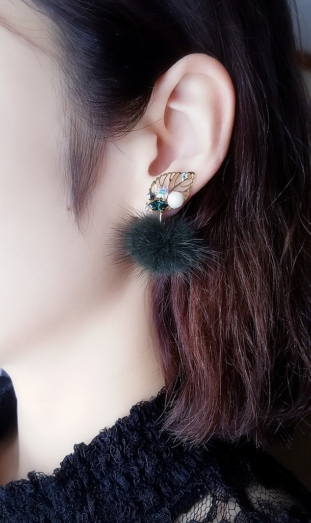 ALIVEイメージ冬アクセ(イヤリング)