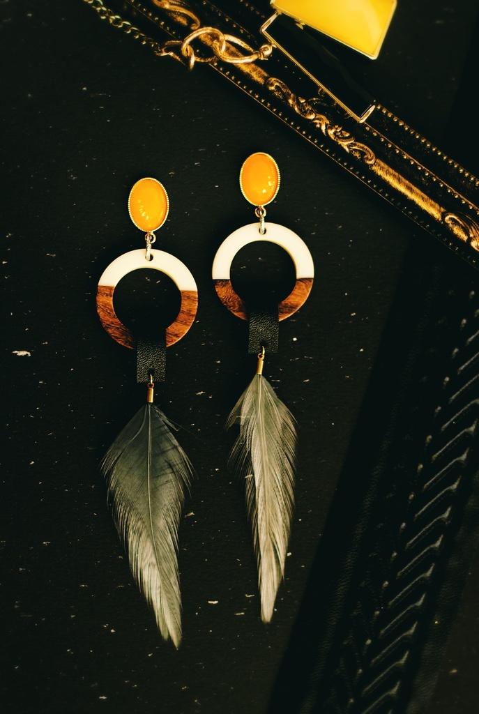 サバナクローイメージピアス