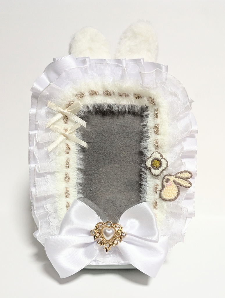 ふわもこウサギカードケース（白）