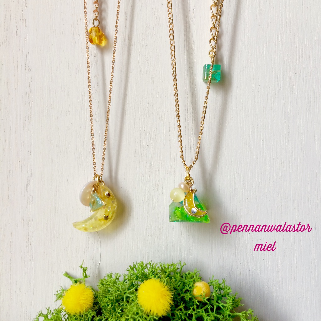 月山ネックレス ①月 ②山