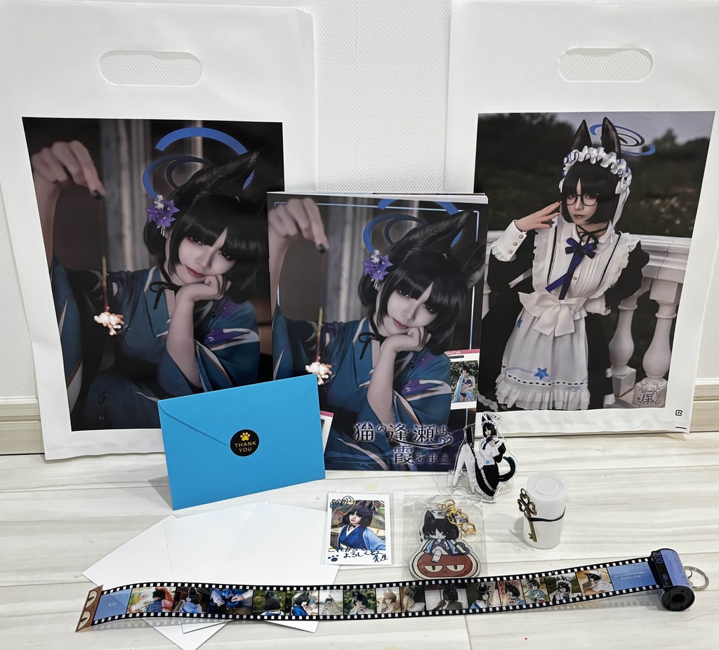 【C107新刊】ブルアカーキキョウ コスプレ写真集セット「猫の逢瀬は、霞をまとう」