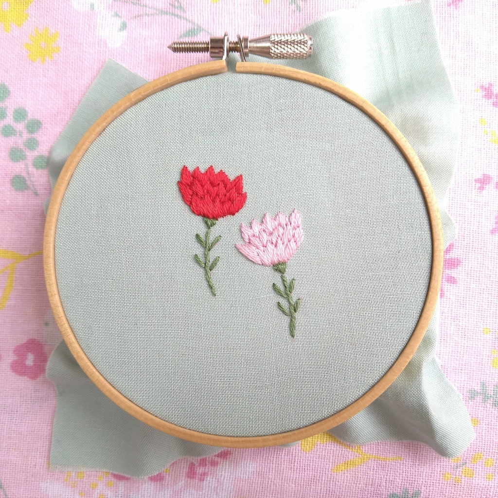 カーネーションの刺繡図案