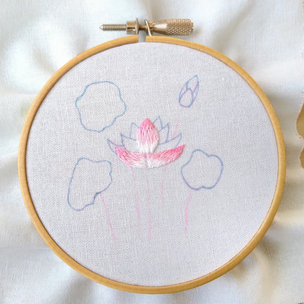 蓮の刺繍図案