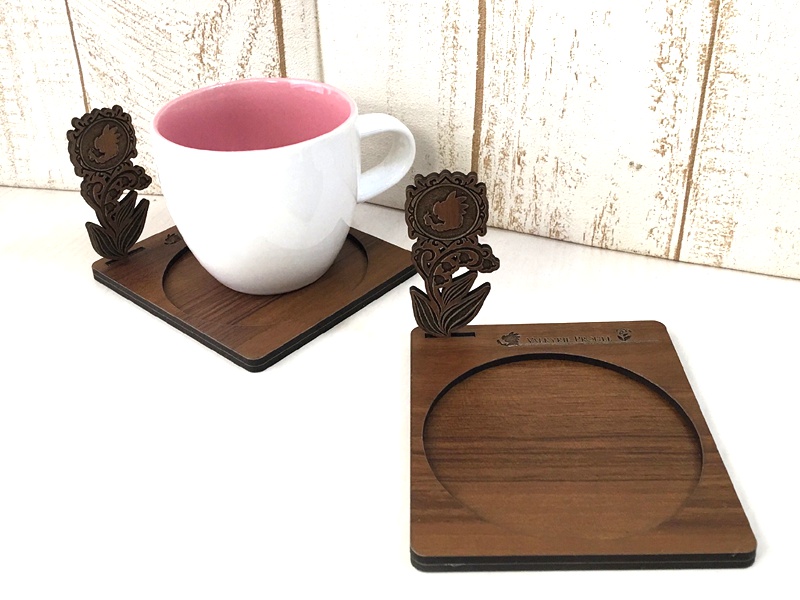 VP風スタンド付きコースタートレイ