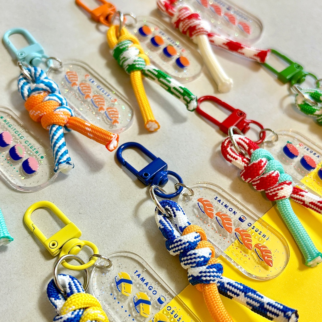 【おひとり様1つまで・数量限定】パラコードアクキーS