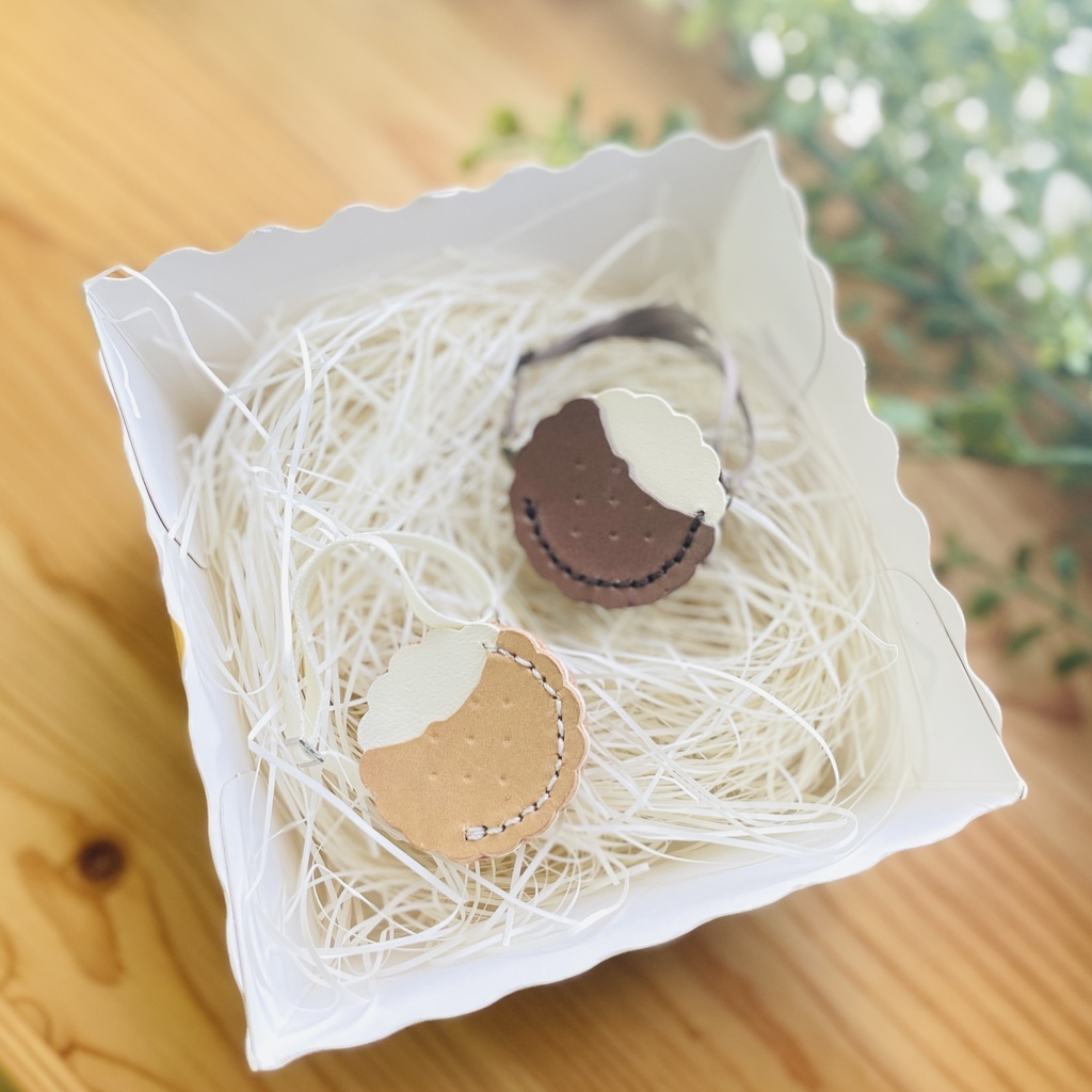 【サイズ調節可】たべかけビスケットショルダー