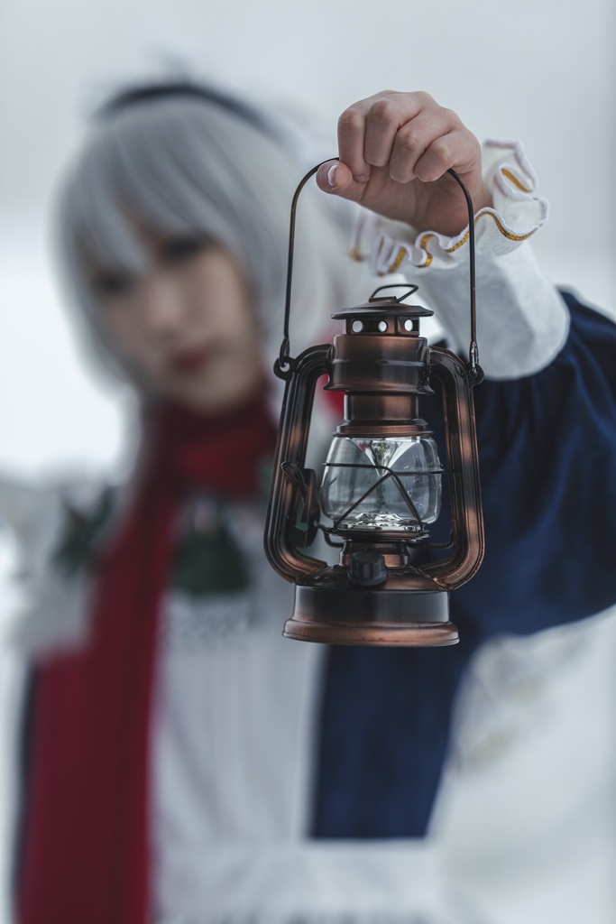 東方Project 十六夜咲夜写真集「永遠の瞬間」- Cosplay photo book