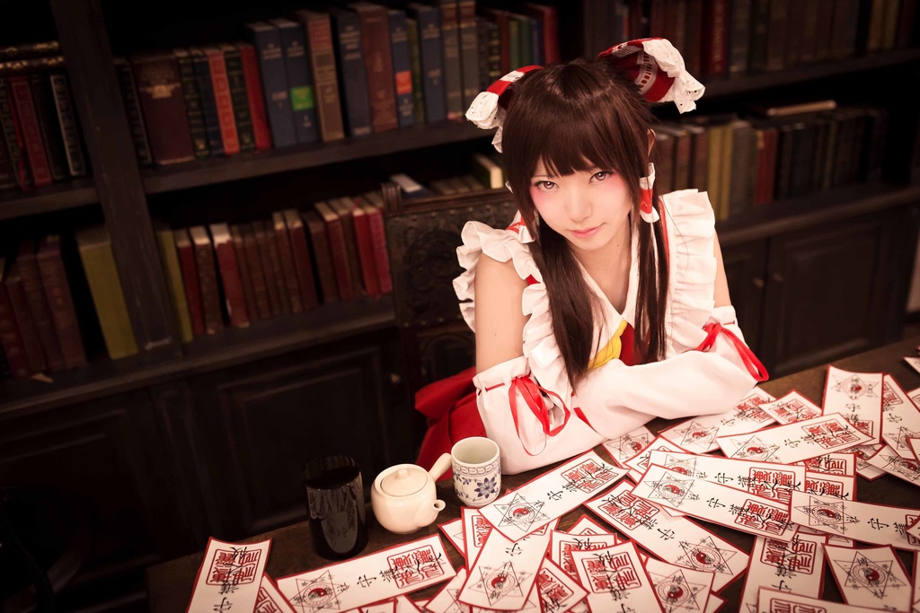 【ROM】【ダウンロード版】東方憐華鏡-東方香霖堂 博麗霊夢-