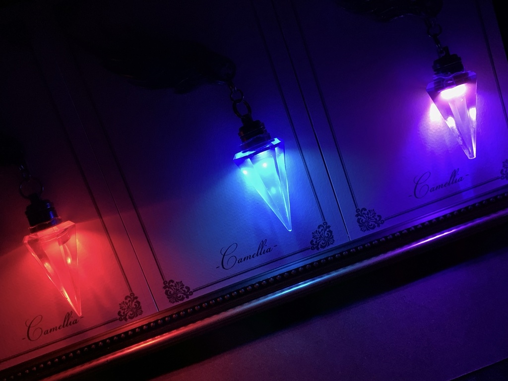 アルケミストイメージ☔️バックブローチ