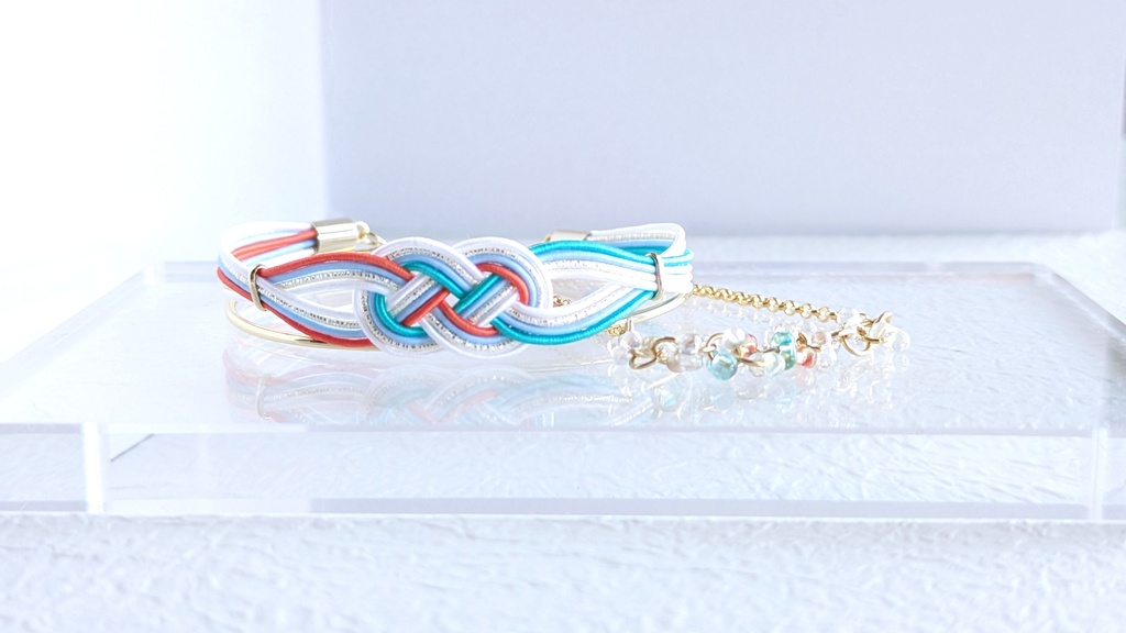 鵜飼派 水引×ゴールド3連バングル 水引ピアス/イヤリング