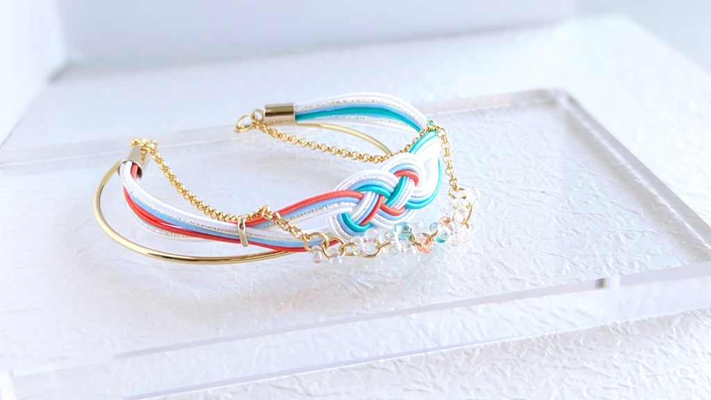 鵜飼派 水引×ゴールド3連バングル 水引ピアス/イヤリング