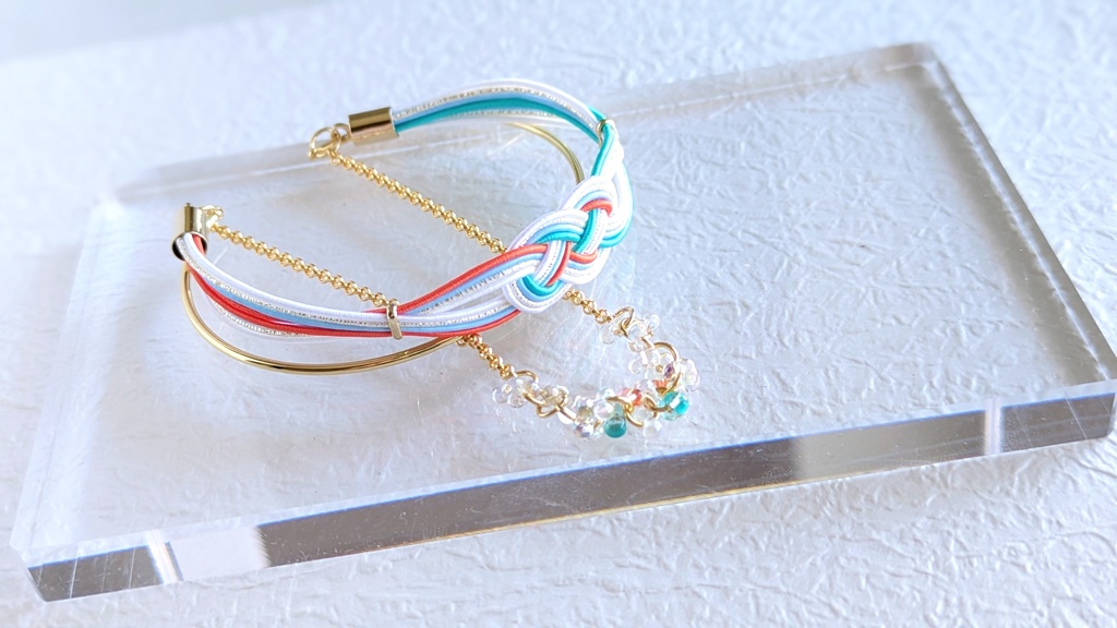 鵜飼派 水引×ゴールド3連バングル 水引ピアス/イヤリング